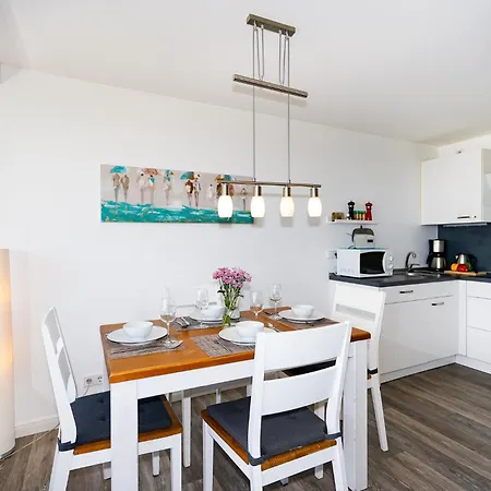 81 Traumblick, 1reihe, Strandlage Apartment Sierksdorf